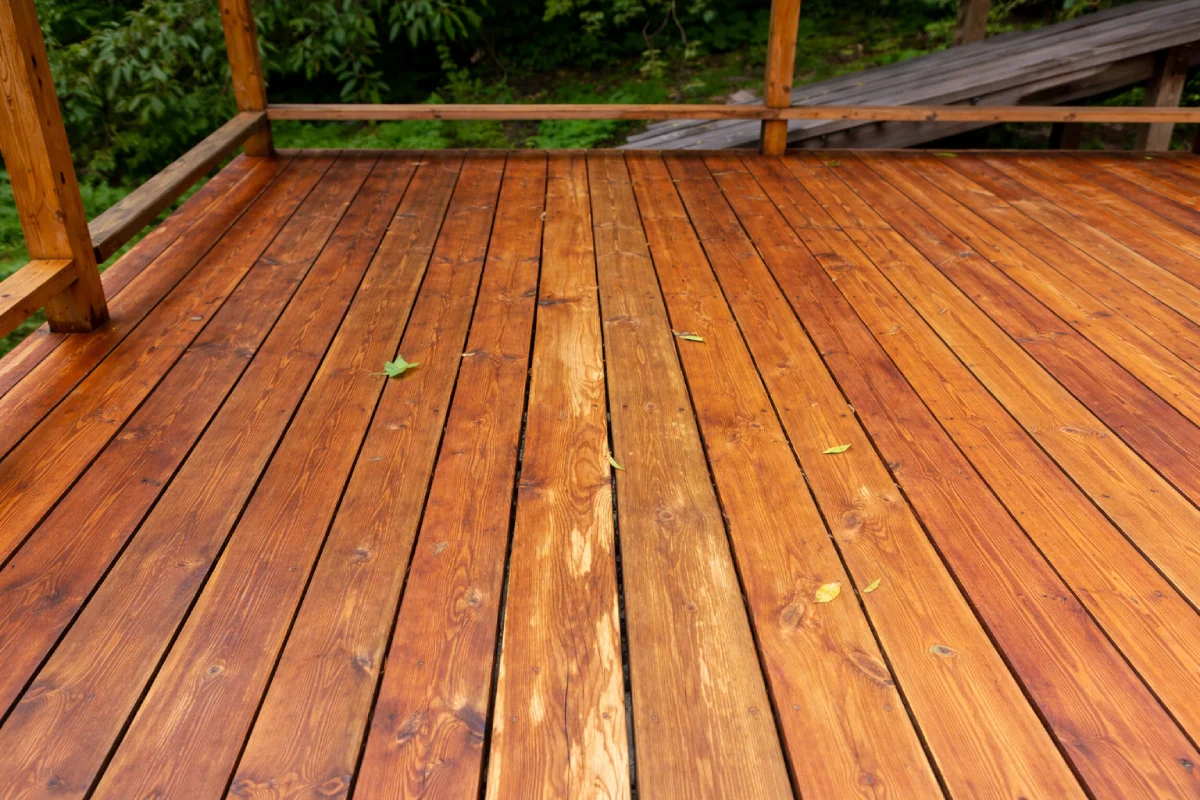 5 Essential Maintenance Tips for Cedar Decks