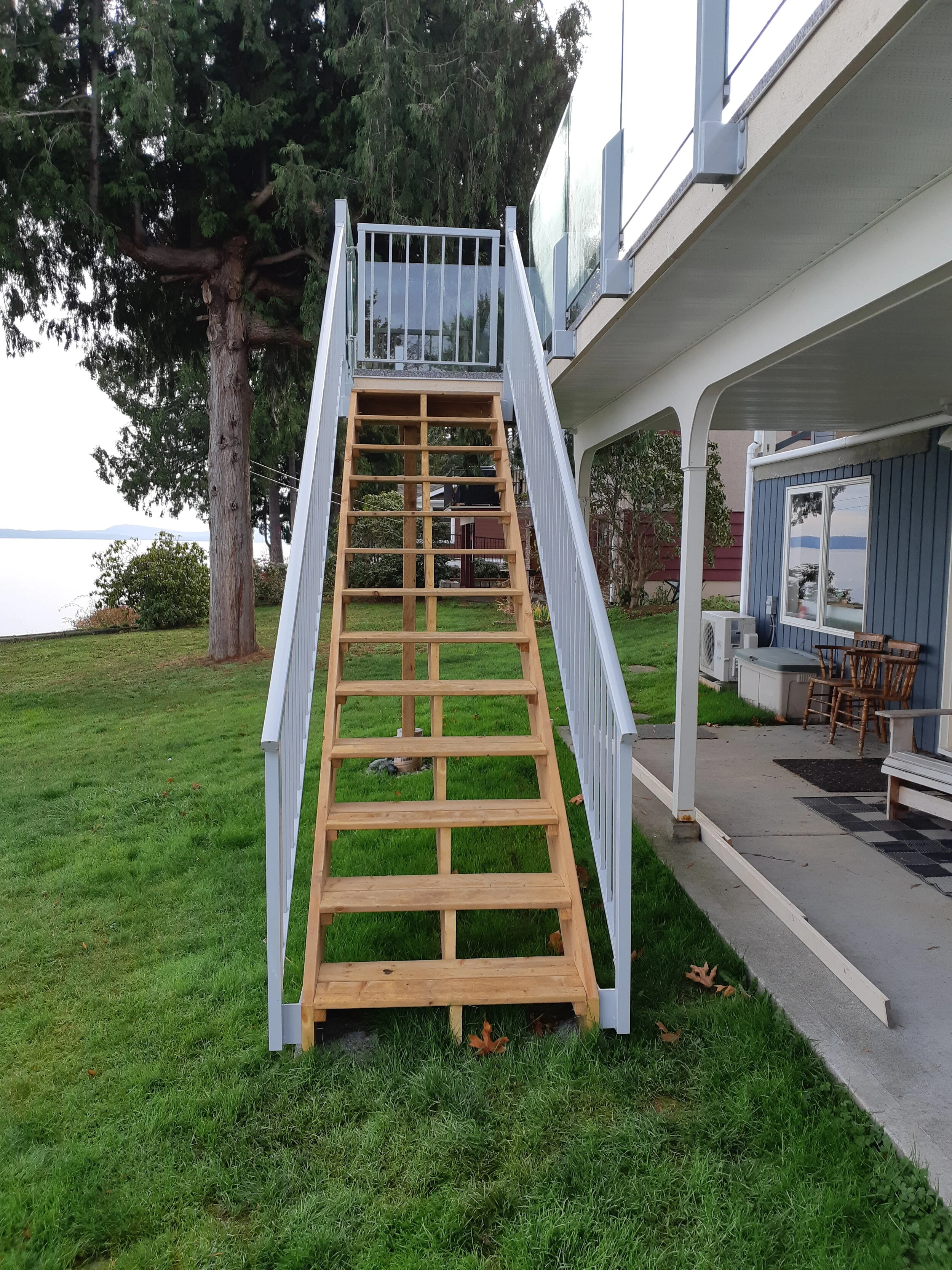 Island View Railing Systems Materials